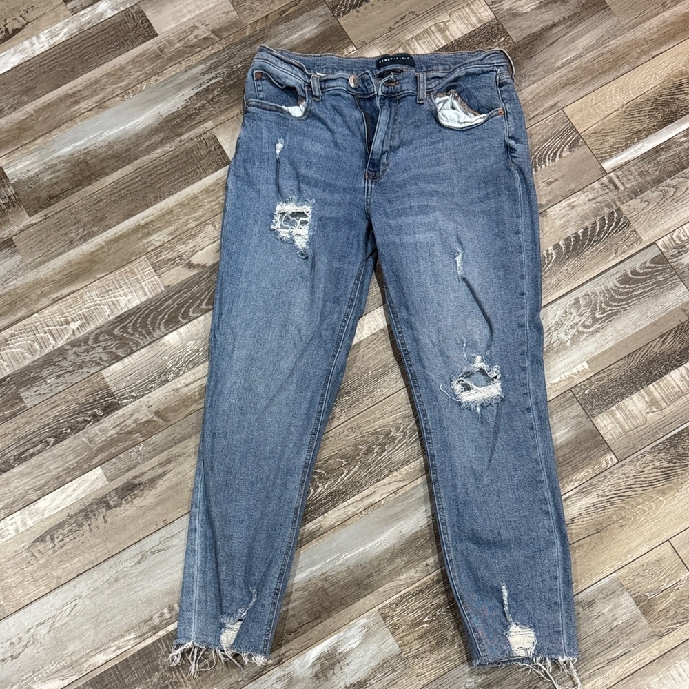 Aeropostale Ripped Ankle Jeans in Blue